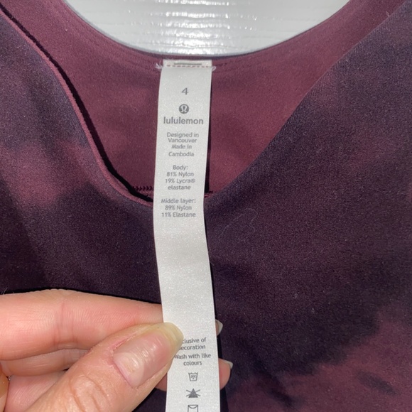 Align tank rare print - Picture 3 of 5